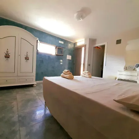 Guest house Parco Esmeralda - Family E Breakfast Marina di Camerota