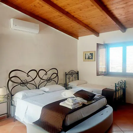 Parco Esmeralda - Family E Breakfast Guest house Marina di Camerota