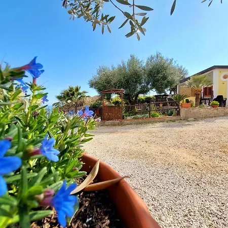 Parco Esmeralda - Family E Breakfast Guest house *