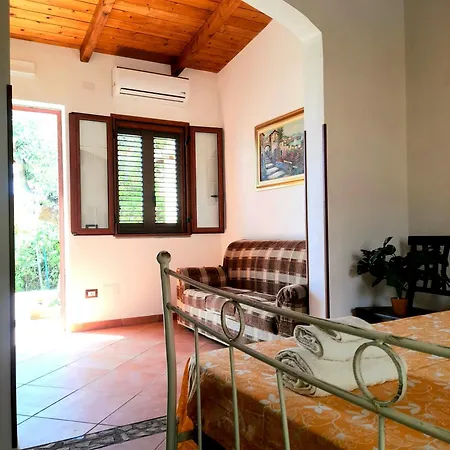 Parco Esmeralda - Family E Breakfast Guest house *