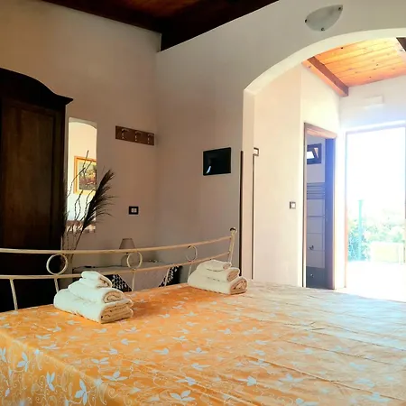 Guest house Parco Esmeralda - Family E Breakfast Marina di Camerota